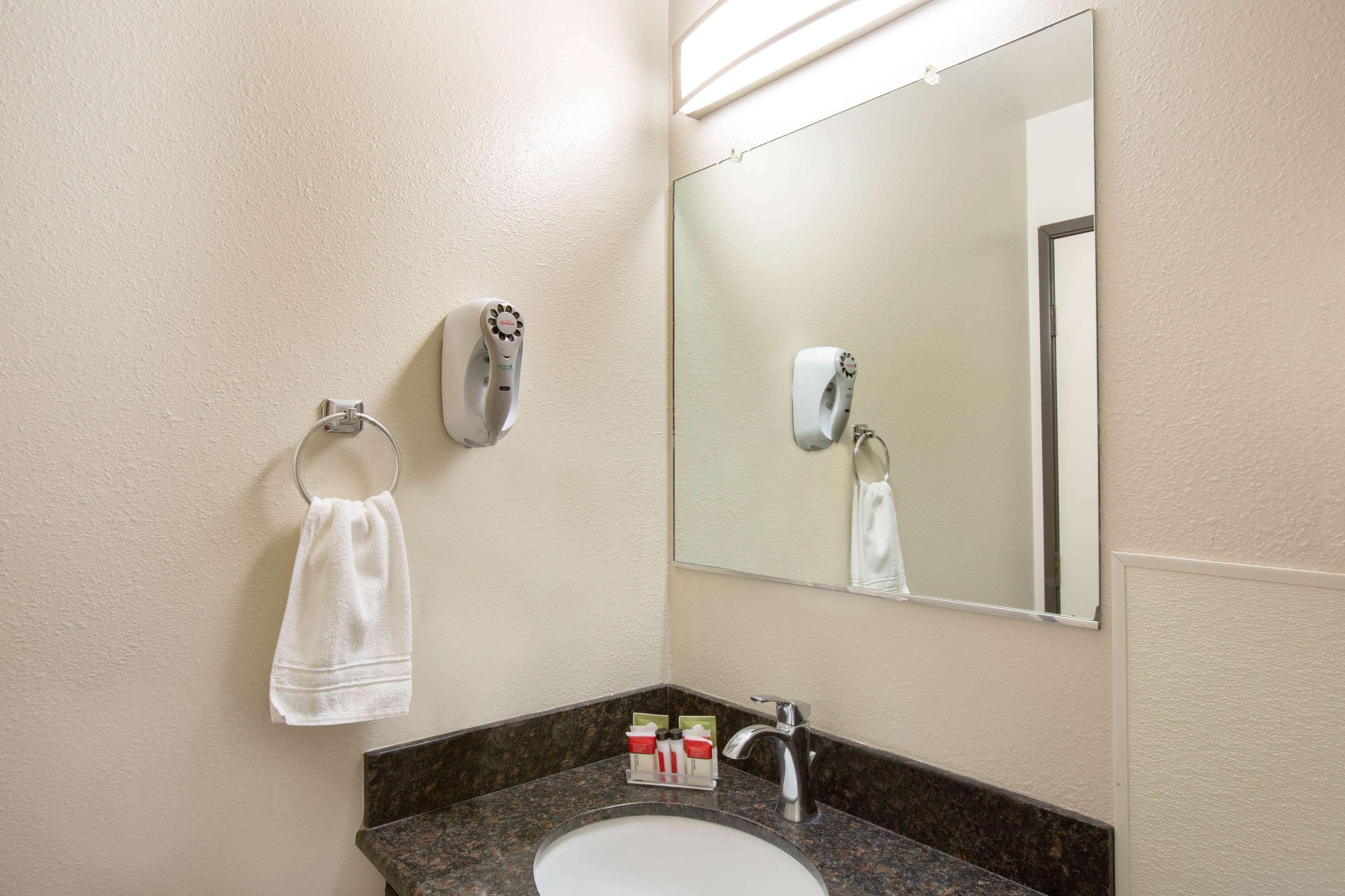 Gateway Inn & Suites Eugene-Springfield Dış mekan fotoğraf